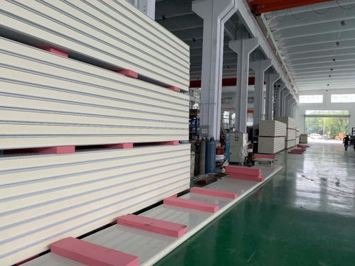 恒海鋼構(gòu)推出聚氨酯金屬幕墻板，助力四川巴中建筑節(jié)能升級